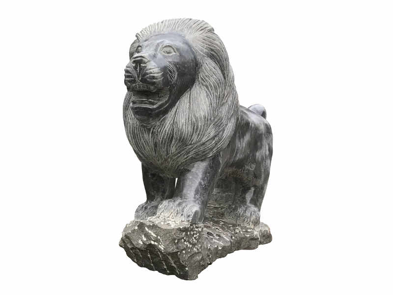 Löwe Statue