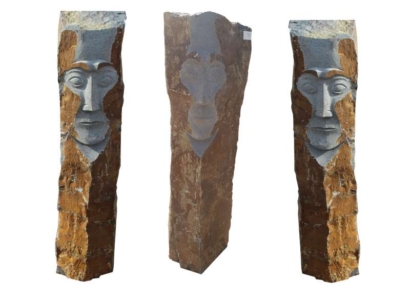 Basalt Stele Face Gruppe
